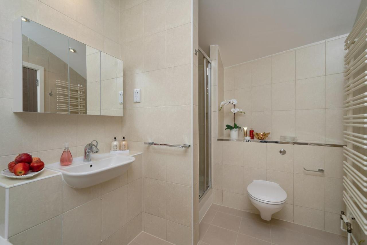 Huge & Central 3 Bedr, 4 Beds, 2,5 Bath Covent Gdn 伦敦 外观 照片